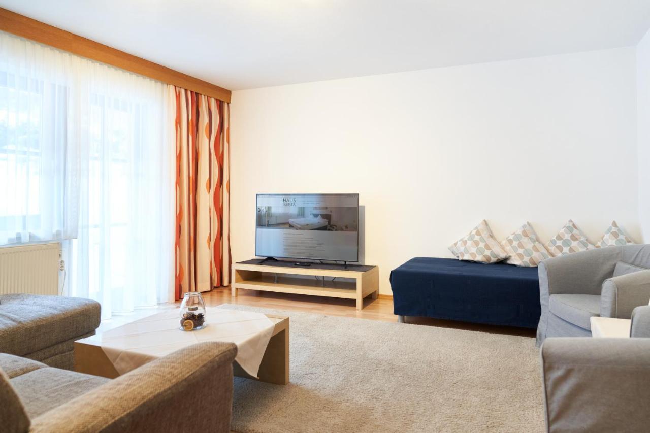 Haus Berta Appartement Leutasch Buitenkant foto