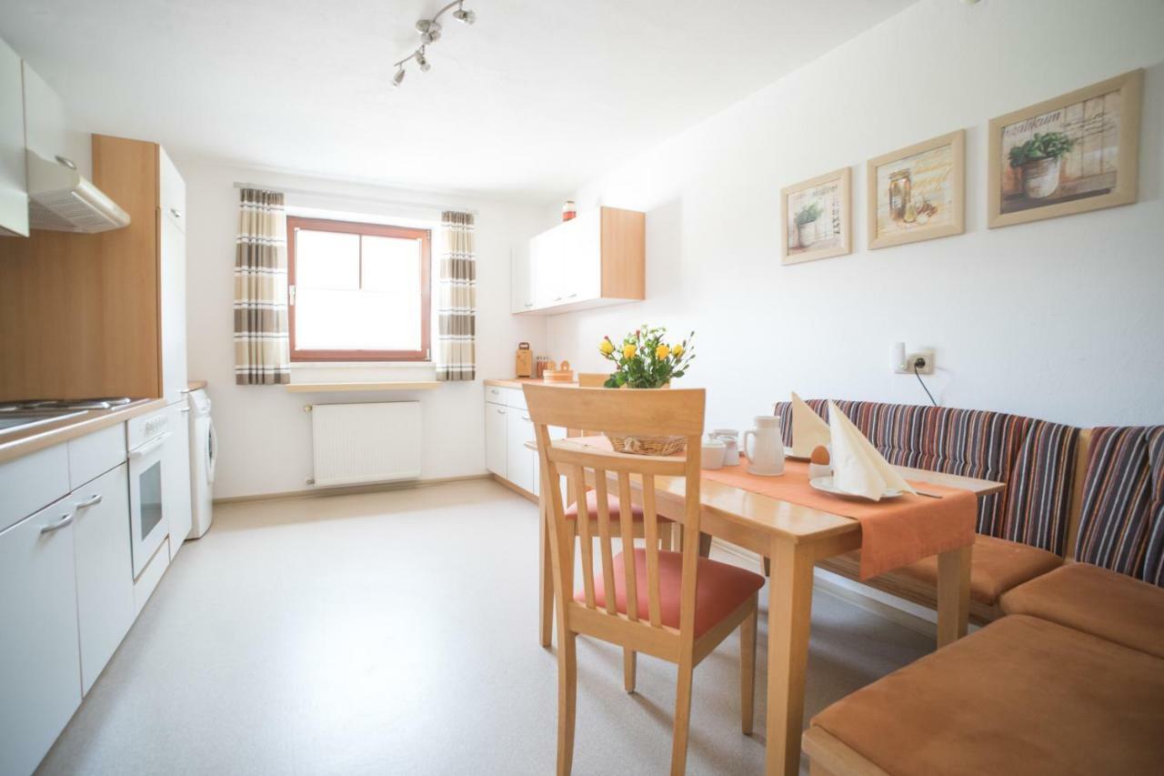 Haus Berta Appartement Leutasch Buitenkant foto