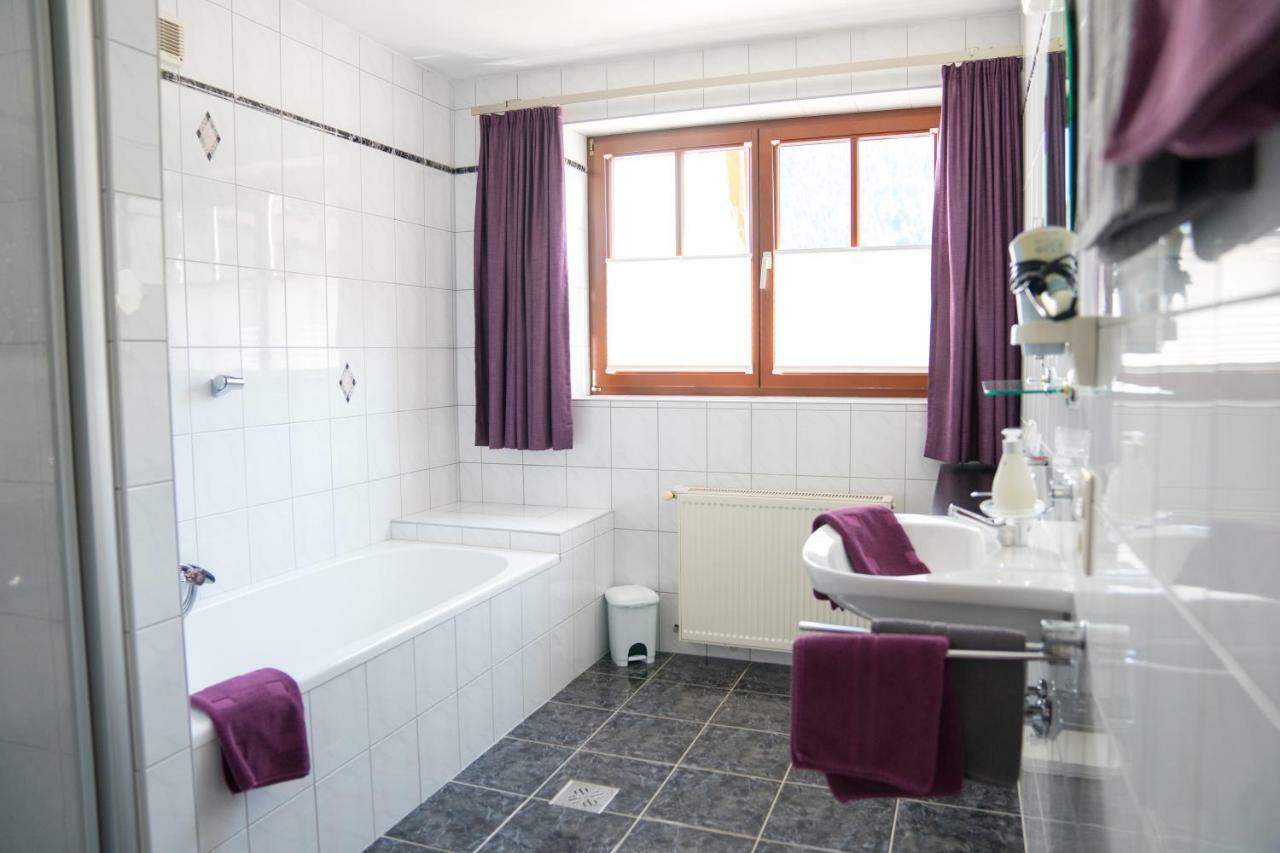 Haus Berta Appartement Leutasch Buitenkant foto